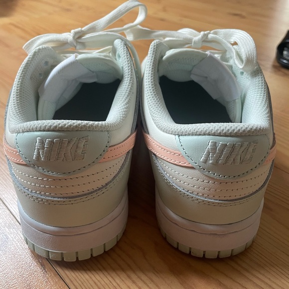 Nike Dunks - Picture 5 of 7